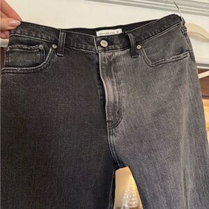 Abercrombie & Fitch Women's Gray Straight Leg Jeans